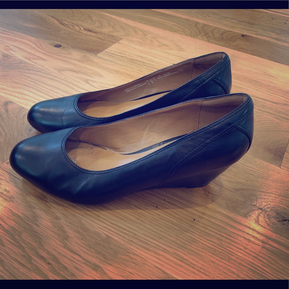 Clark’s Collection Vendra Bloom Wedge Pump 9.5